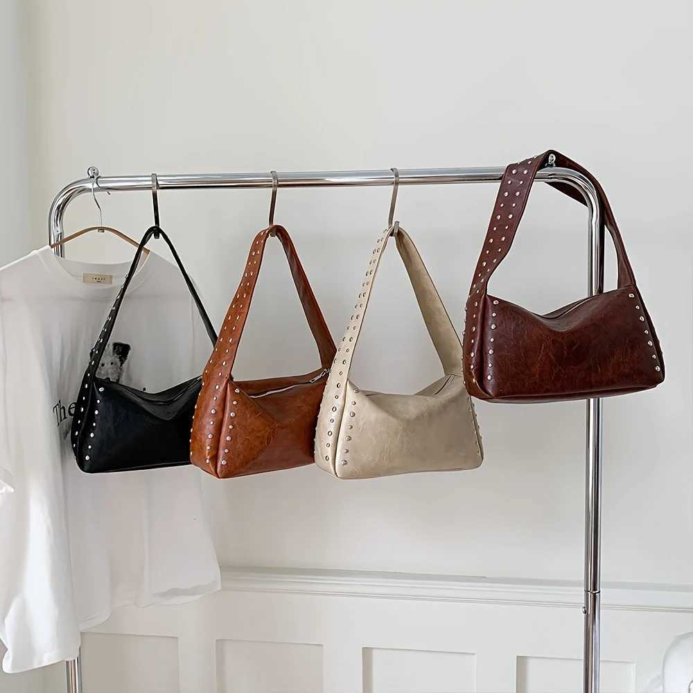 Small Bag Womens Summer Versatile 2025 New Fashion Single Shoulder Underarm Bag Niche Design Pillow Bag Z250903