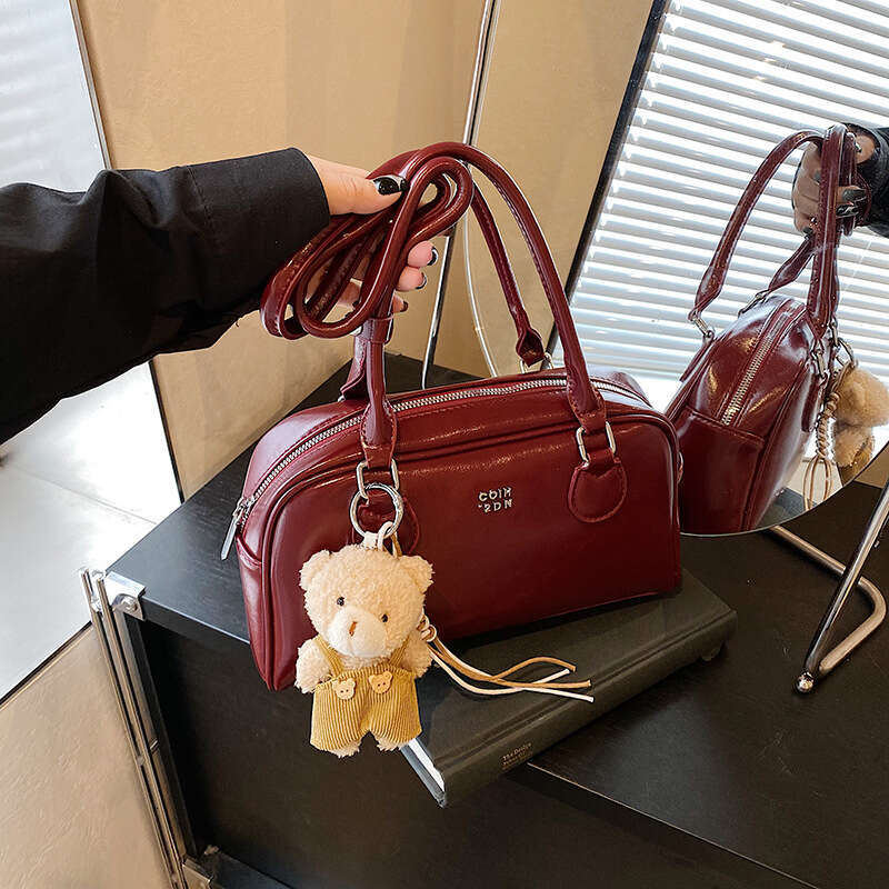 High-End Quilted Pillow Women's 2025 New Summer Simple Shoulder Underarm Bag