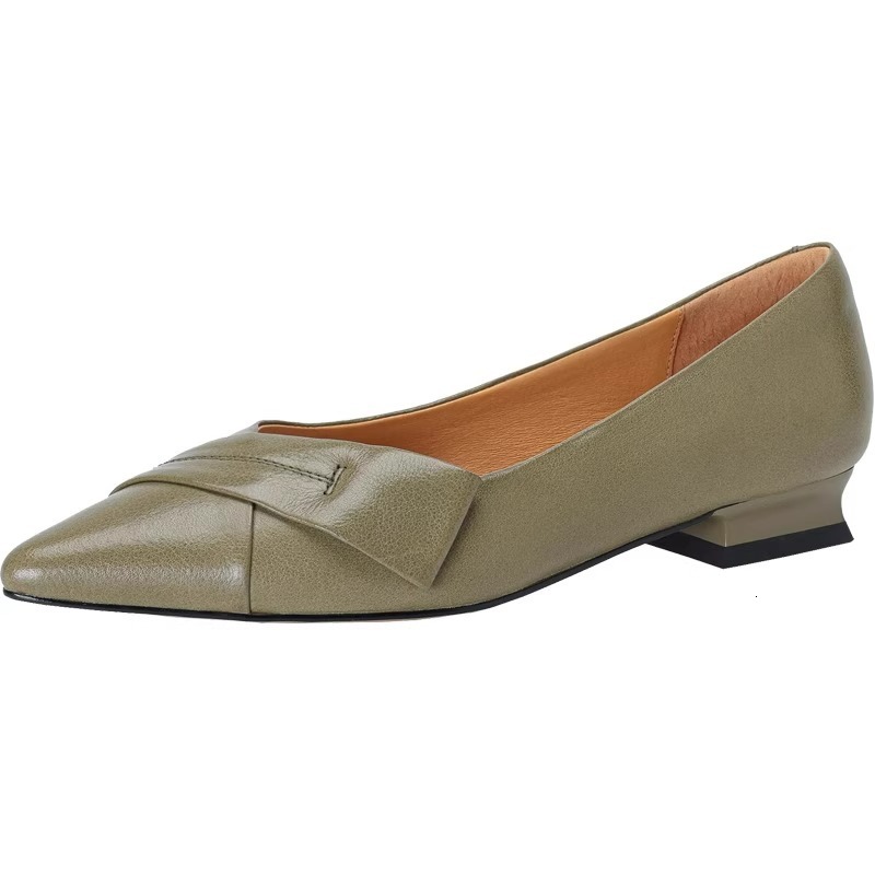 2025 New Women's Pointed Flat Shoes Designer Fashionable Soft Leather Soft Bottom Commuting Women