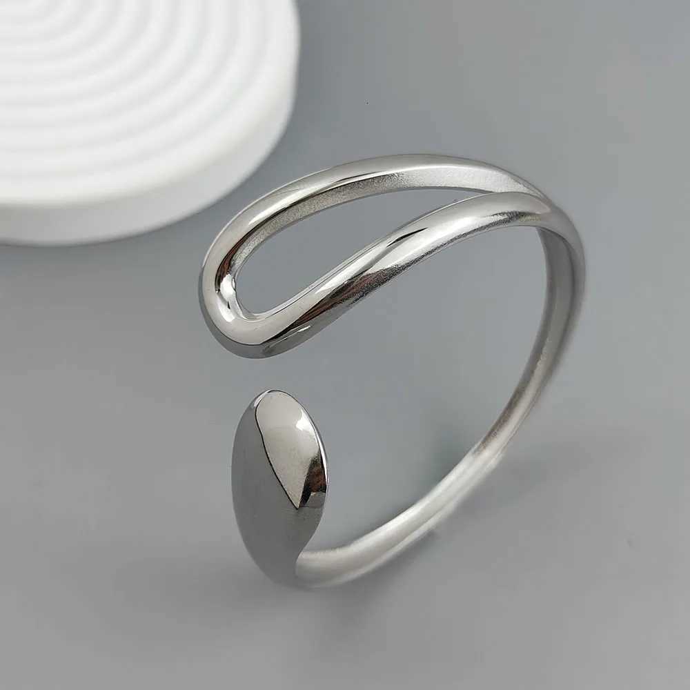 New water drop hollow stainl steel gold plated 18K bracelet high quality waterproof silver jewelry gift for couplesXJ250904