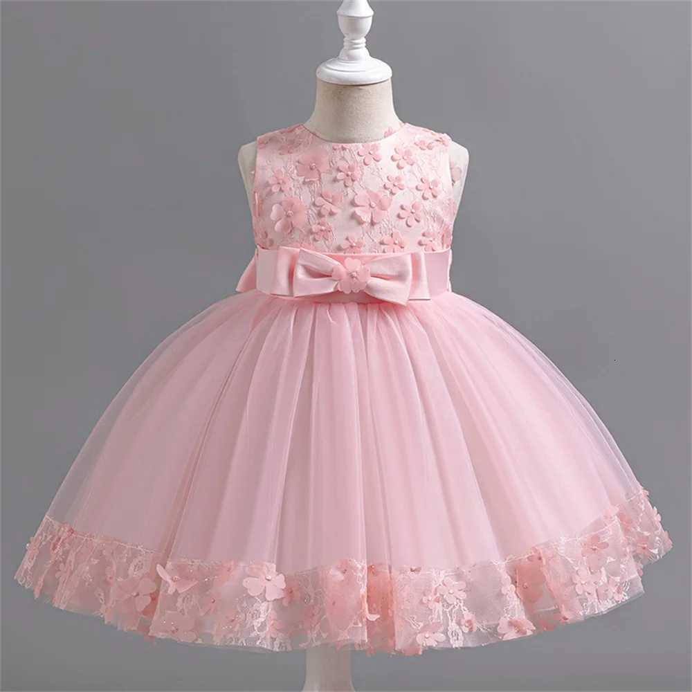 Girls Dress 2024 New Girls Butterfly Bow Princess Dress Fashion Sleeveless Mesh Dress Banquet Performance Evening Dresses Z250904