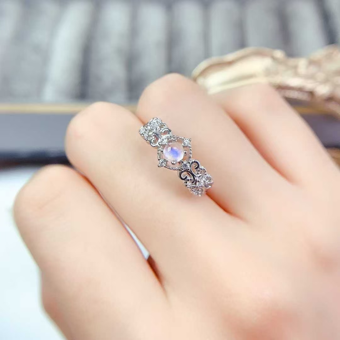 Vintage Design Silver Gemstone Ring Natural Moon Stone Ring 4mm 0.3ct Genuine Moon Stone Jewelry with 18K Gold Plating