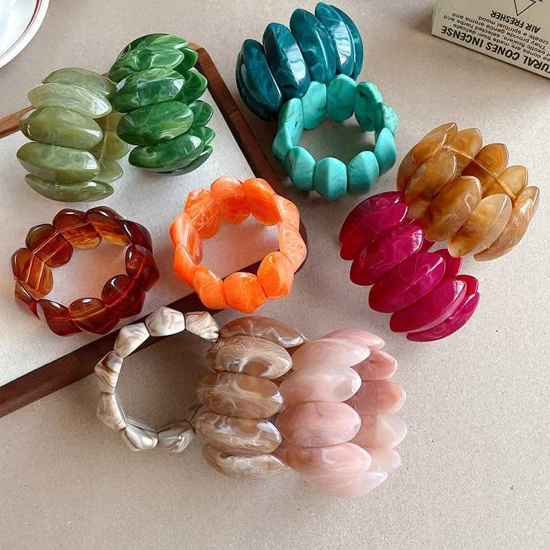 oval Smudging Acrylic Bangles for Women Personality Design Versatile Elastic Rope Bangle Highend Chunky Party Jewelry Gifts Y250904