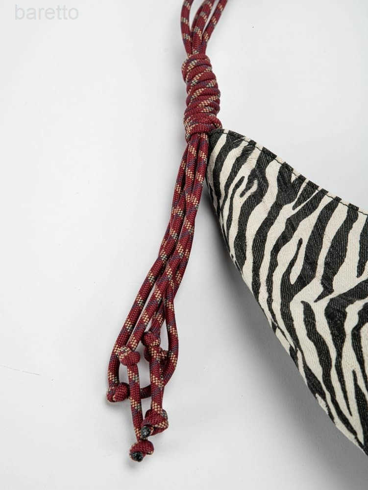 Shoulder Bag for Women Large Canvas Tote Bag Slouchy Crescent Handbag Underarm Purses Animal Print M250903