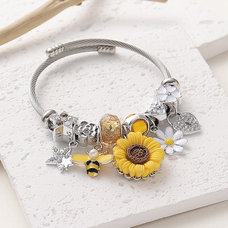 Korean Style Fresh Pastoral Wind Artificial Suower Painting Oil Bee Butterfly DIY Pan Family Stainless Steel Open Bracelet