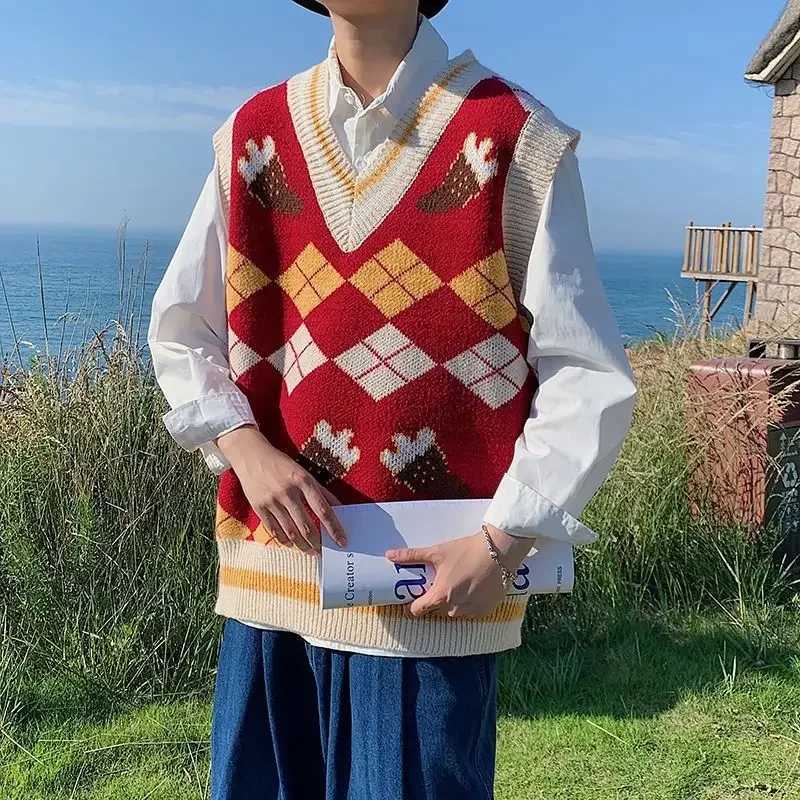 V Neck Sweaters Male Loose Fit Printed Mens Knitted Vest Clothing Deals 2024 Elegant Waistcoat Korean Reviews Clothes Cheap Y2kXJ250904