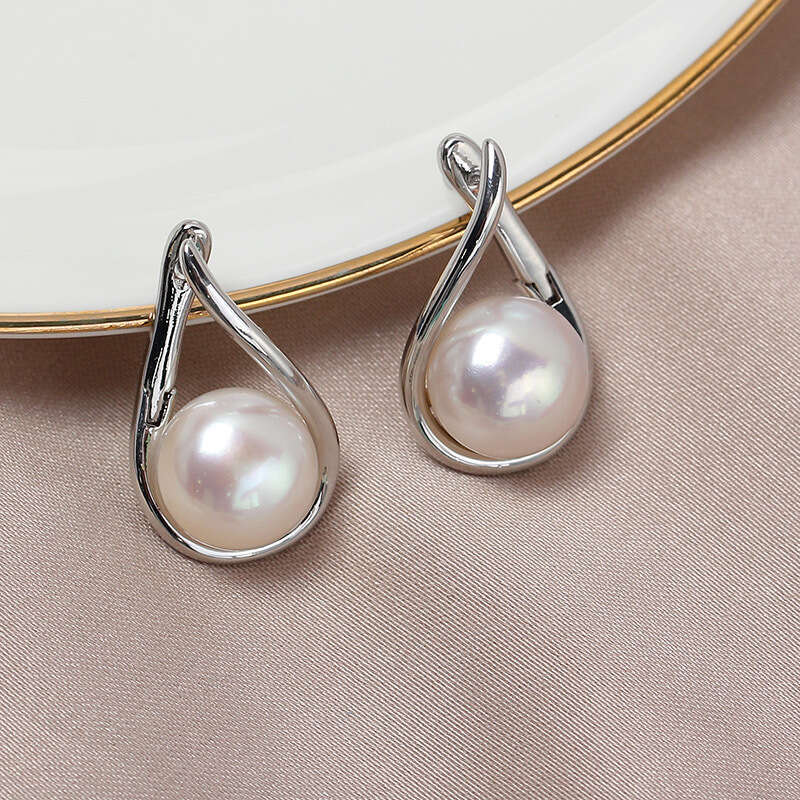 Light Luxury Natural Freshwater Pearl Drop Earrings - 14K Gold Filled, Minimalist Ins Style, Versatile High-End Earrings for Women 2025