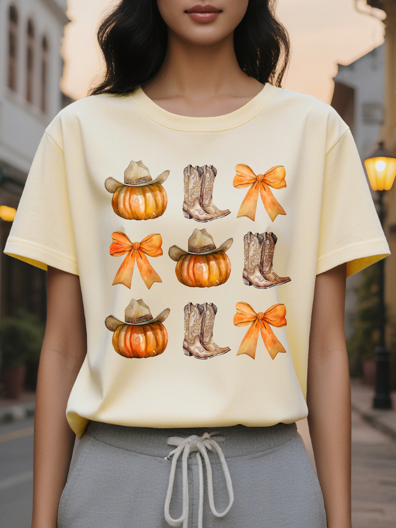 Cozy Halloween Graphic Sweatshirt Soft Crew Neck Casual Fall Wear Women's Comfortable Clothing for Autumn