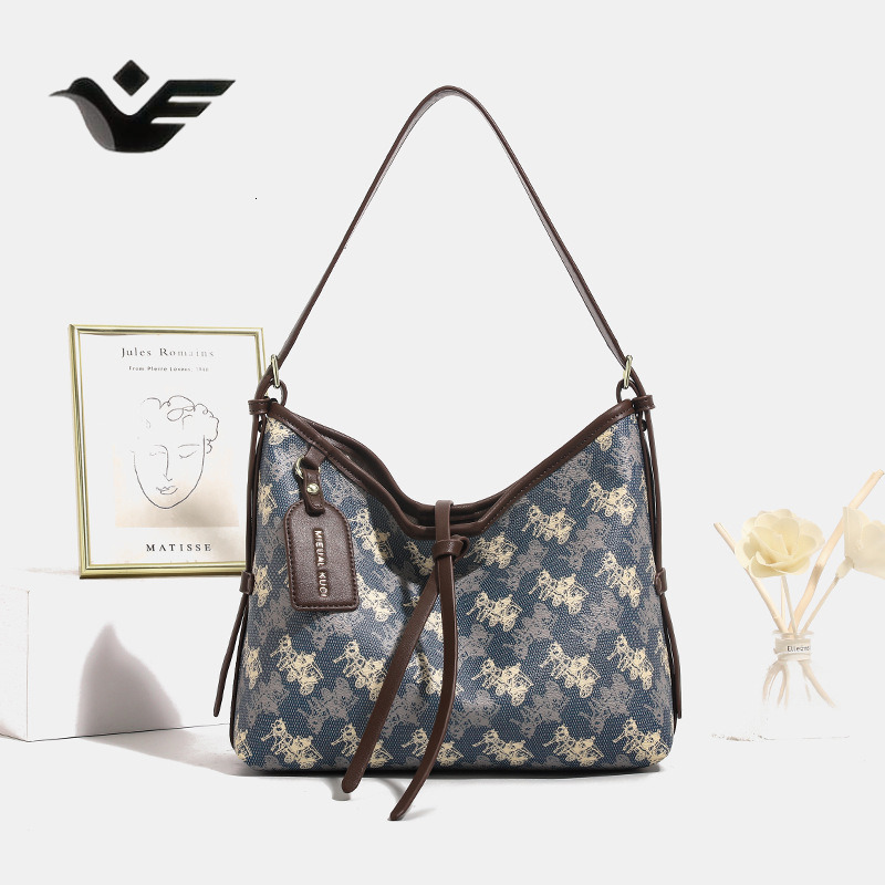 Feiyan Free Shipping New Designer Bag Luxury Shopping Bag High-end Versatile Trendy Tote Bag For Women 2025 New Large Capacity Commuting Shoulder Cros