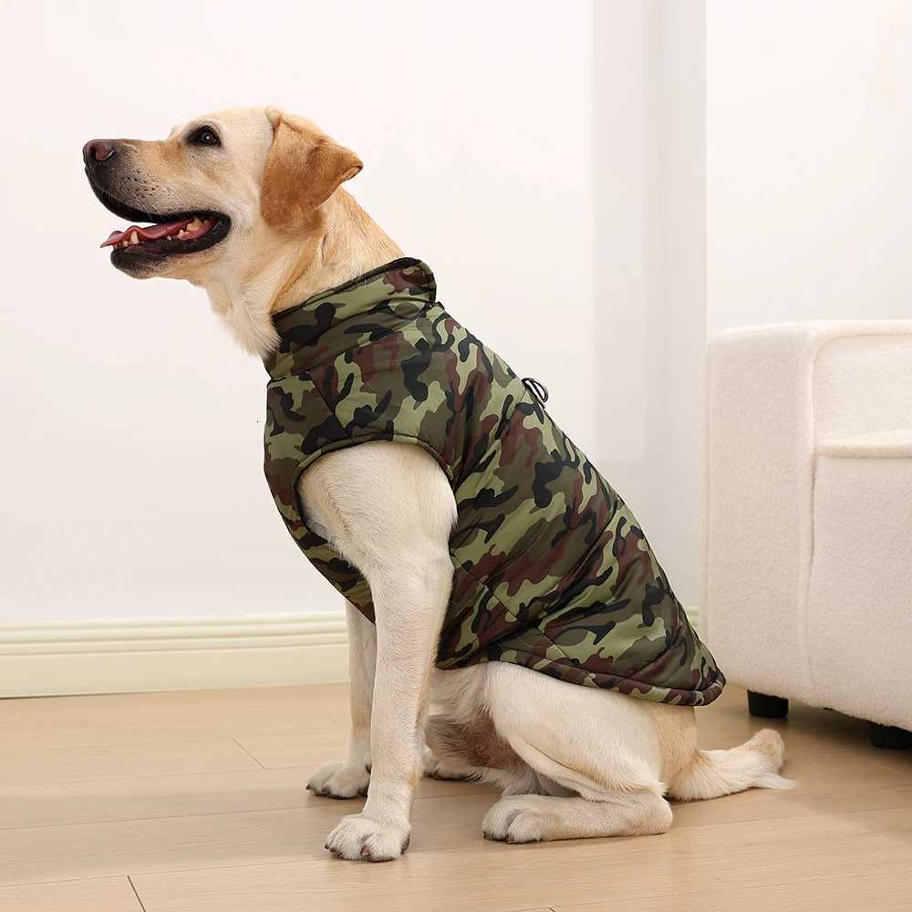Winter Warm Big Dog Clothes Camouflage Sleeveless Pet Vest et Windproof Large Dog Coat Zipper Dring 4XL6XL Puppy Outfits W250904