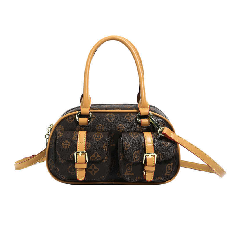 2025 Designer Bag Luxury Shoulder Crossbody Bags Commuter Womens Bowling Bag Tote Bag Korean Fashion Texture Simple Versatile Handbag XMAS gift