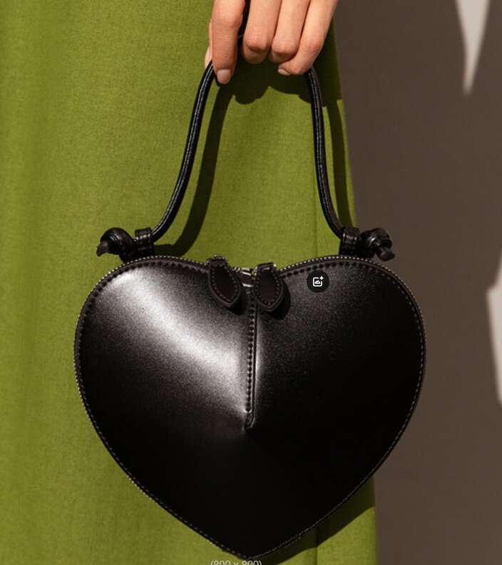 Hot Selling Designer Bags Cute Leather Saddle Heart Aped Handbag Vintage Single Crossbody Bag