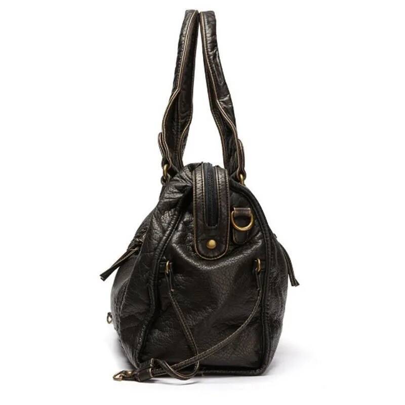 Vintage Large Capacity Women Shoulder Bags Retro Rivet Lady Handbags Tote Soft Pu Leather Crossbody Bag