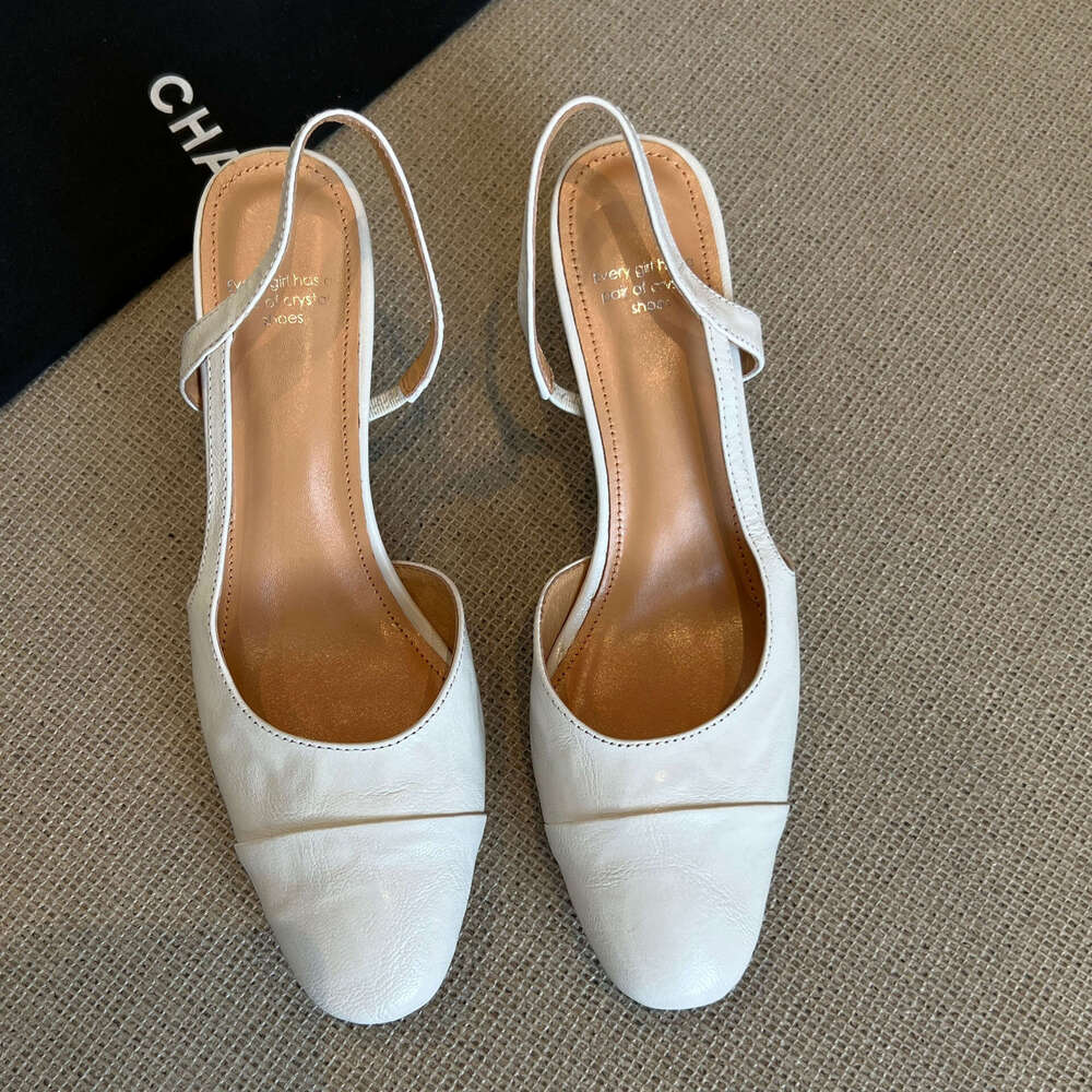 Designer Shoe Backless One-Strap Closed-Toe Sandals for Women, Genuine Leather, Odor-Free, Thick Heel Slippers, Round Toe, Slimming, Commuter Single S