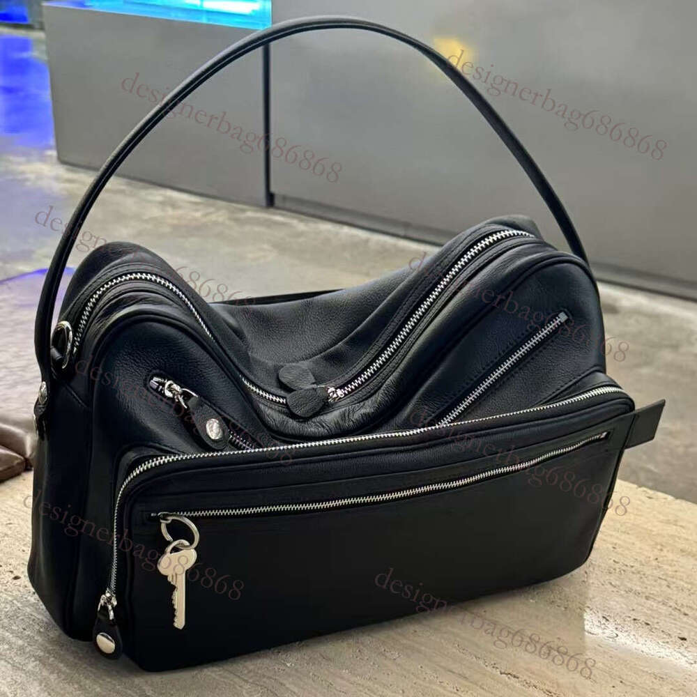 Designer Bag Tote Bag Shoulder Bag 2025 Summer New Small Niche Zipper Motorcycle Women Same Style Handbag Fashion Casual Single Shoulder Crossbody Bag
