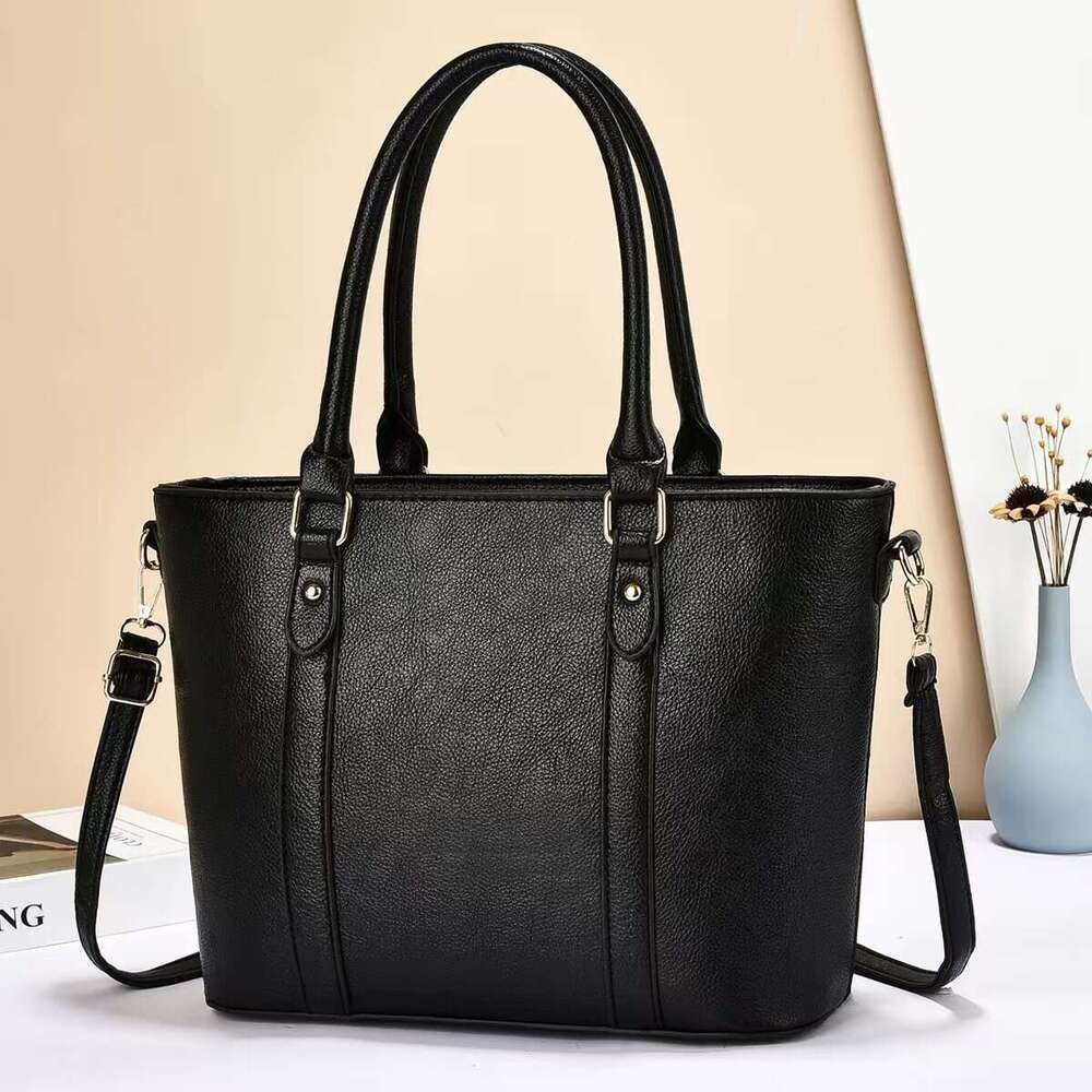 2025 New Trendy Stylish Fashionable Elegant Women's Single Shoulder Handbag Crossbody Bag