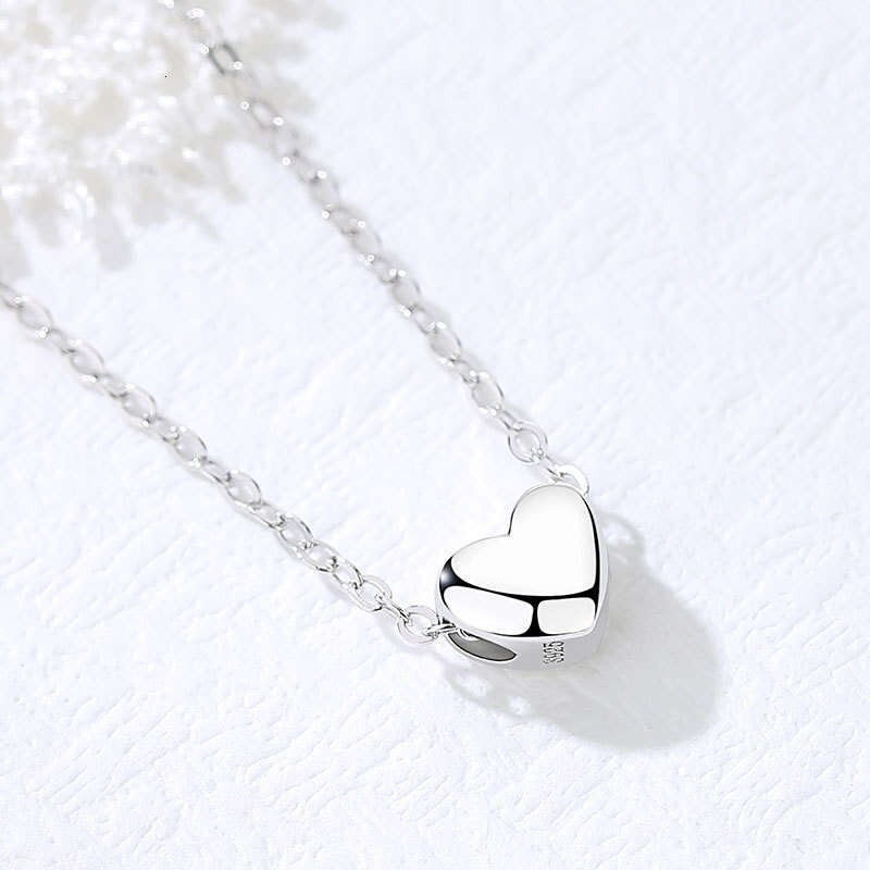 DHcollections Charming S925 Sterling Silver Small Red Heart Necklaces. These necklaces feature cute heart - shaped pendants, perfect for a simple and 