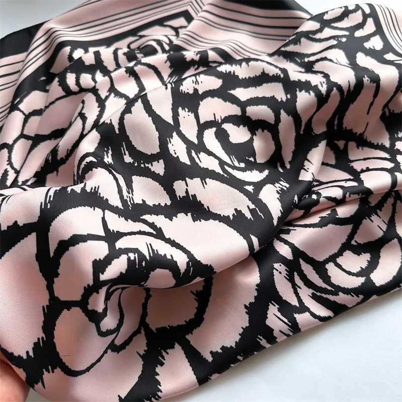 Designer Print cloth Flower Square Shawl Popar 90X90cm Band Kerchi Luxury Sunscreen Silk Scarves Wraps Muffr Hijab Haiand G250904