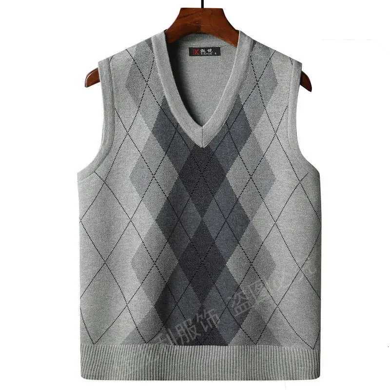 Autumn and Winter Vest Mens Vneck Sleeveless Knitted Sweater Vest Middleaged and Elderly Warm Vest Mens TopXJ250904