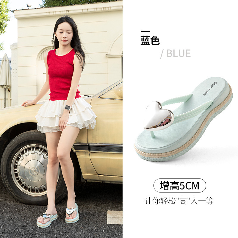 2025 designer's new thick bottom flip flops, fashionable outdoor anti slip multifunctional beach vacation sandals