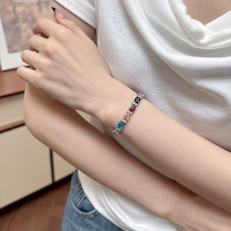 Fashionable Clear Zirconium Charms Necklace Accessory Featuring Modern Geometry Design