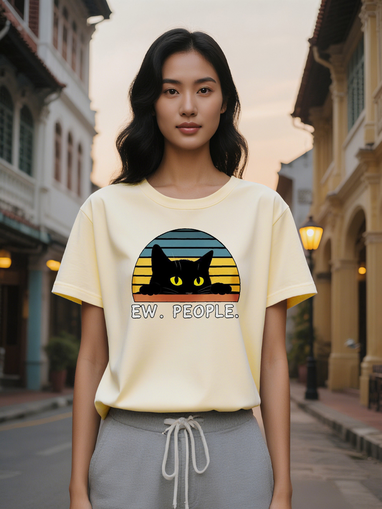 Large XL Women's Casual Crew Neck T-Shirt Black Slight Stretch Vintage Anime Cat Graphic Print Summer Short Sleeve Tee with Plus Size