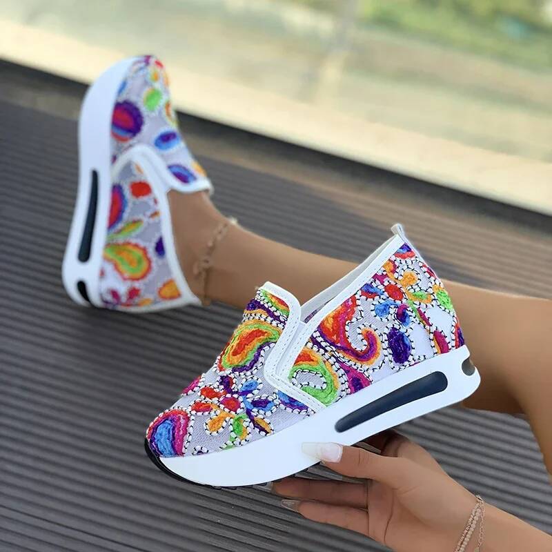 Spring Autumn Slip on Casual Shoes for Embroidery Thick Platform Sneakers Women Breathable Mesh Loafers ddmysaturn