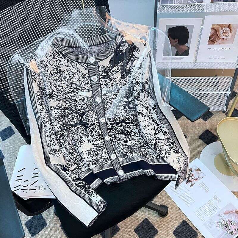 Women's Clothingautumn New Ink Painting Jacquard Temperament Loose Round Neck Long-Sleeved Top