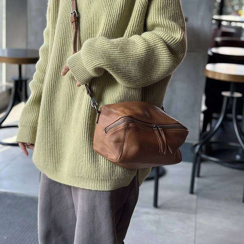 Johnature 2025 New Leisure Genuine Leather Lightweight Women Shoulder Crossbody Retro Soft Cowhide Versatile Bag