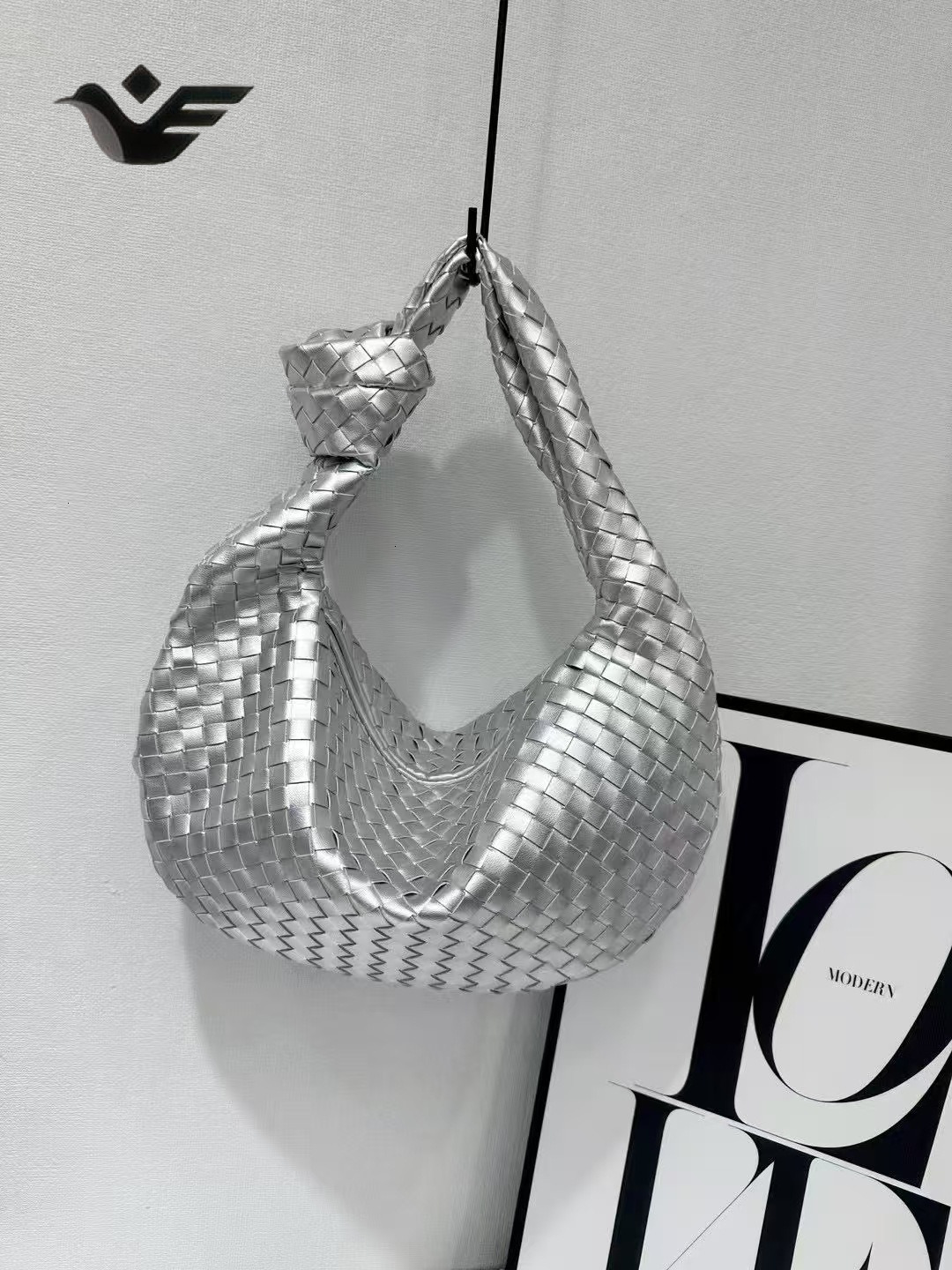 Feiyan Free Shipping New Designer Bag Luxury Shopping Bag Woven Bag Large Capacity Versatile Commuter Underarm Shoulder Bag Light Luxury Retro Handbag