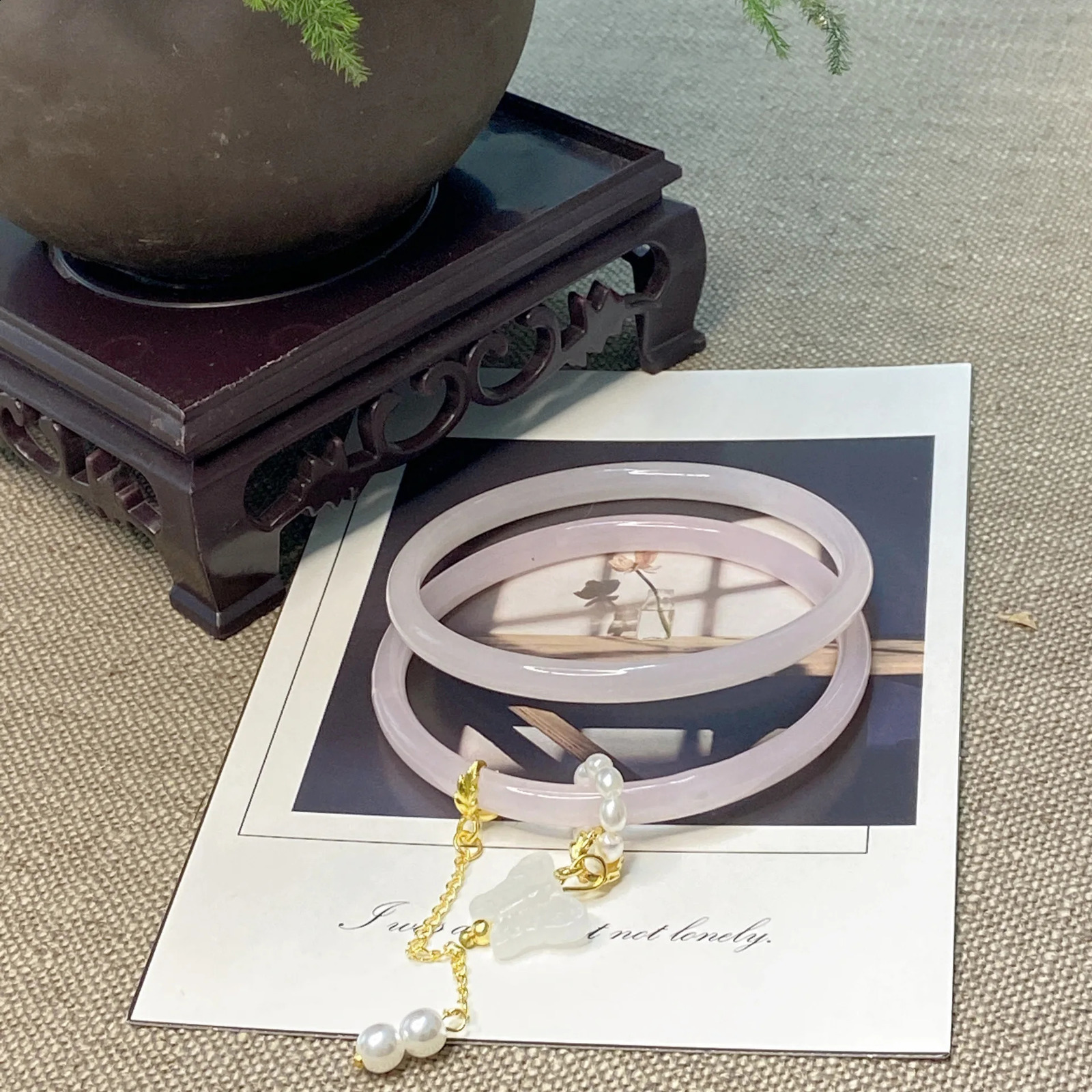 2PcsSet Natural Jade Jingle Butterfly Jelly Bangles Retro Simple Girl Antique Glass Bracelet Womens Jewelry Gifts 250903