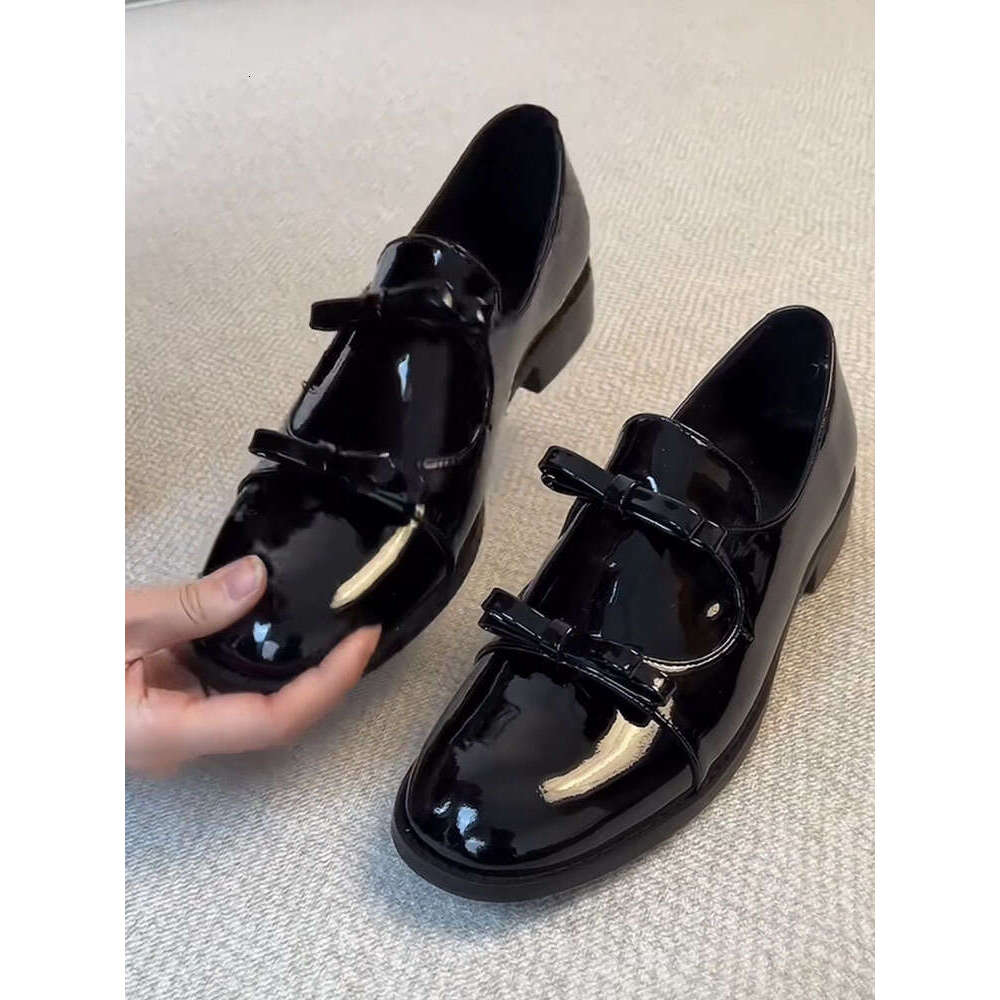 Cowhide 2025 New British Style Bowknot Women's Thick Designer Shoe Sole Loafers Genuine Leather Black Low Heel Single Shoes