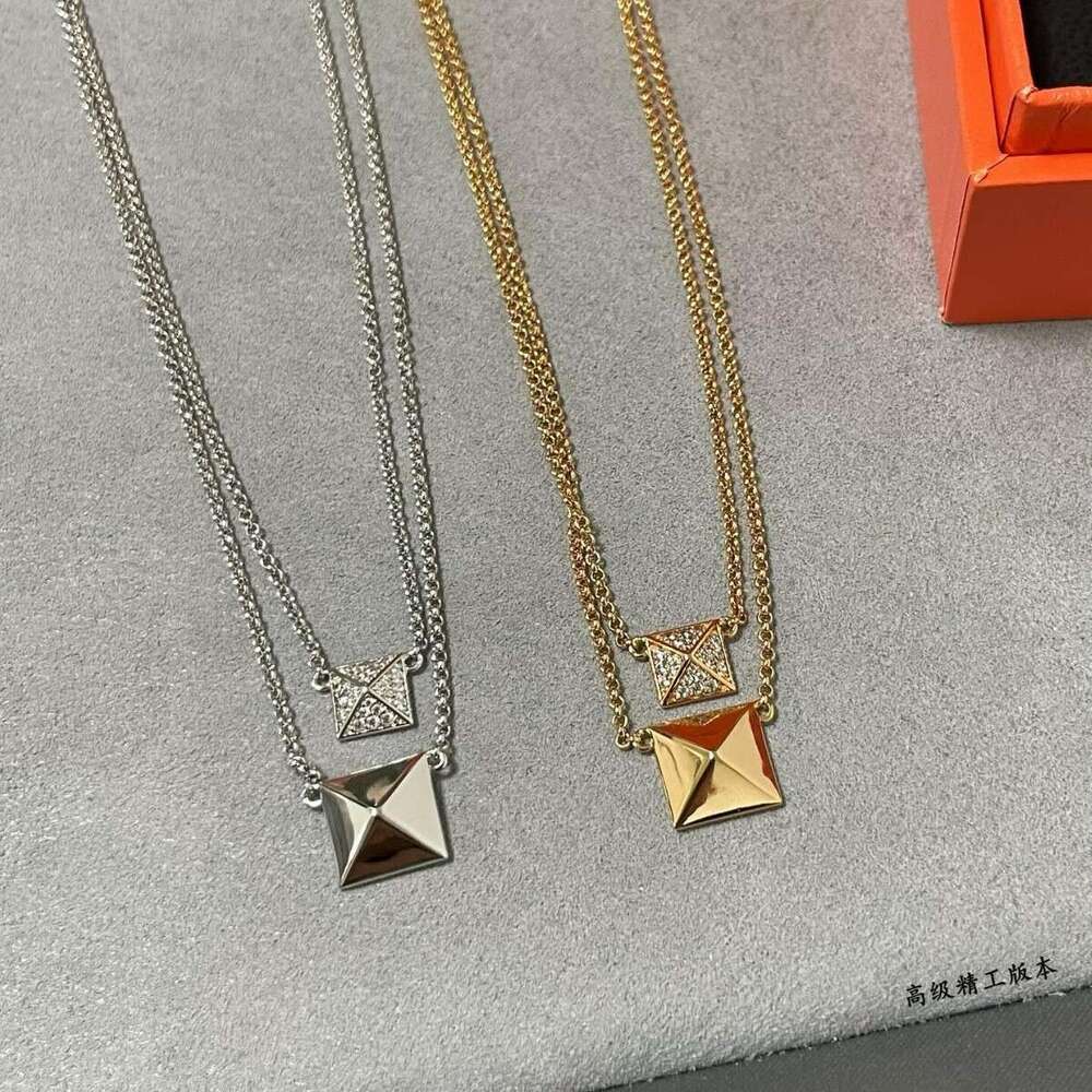 DHcollections V-Gold Square Polished Rivet 3D Necklace with Diamond-Inlaid Pendant, Minimalist Geometric Double-Layer OT Clasp Collarbone Chain,pring