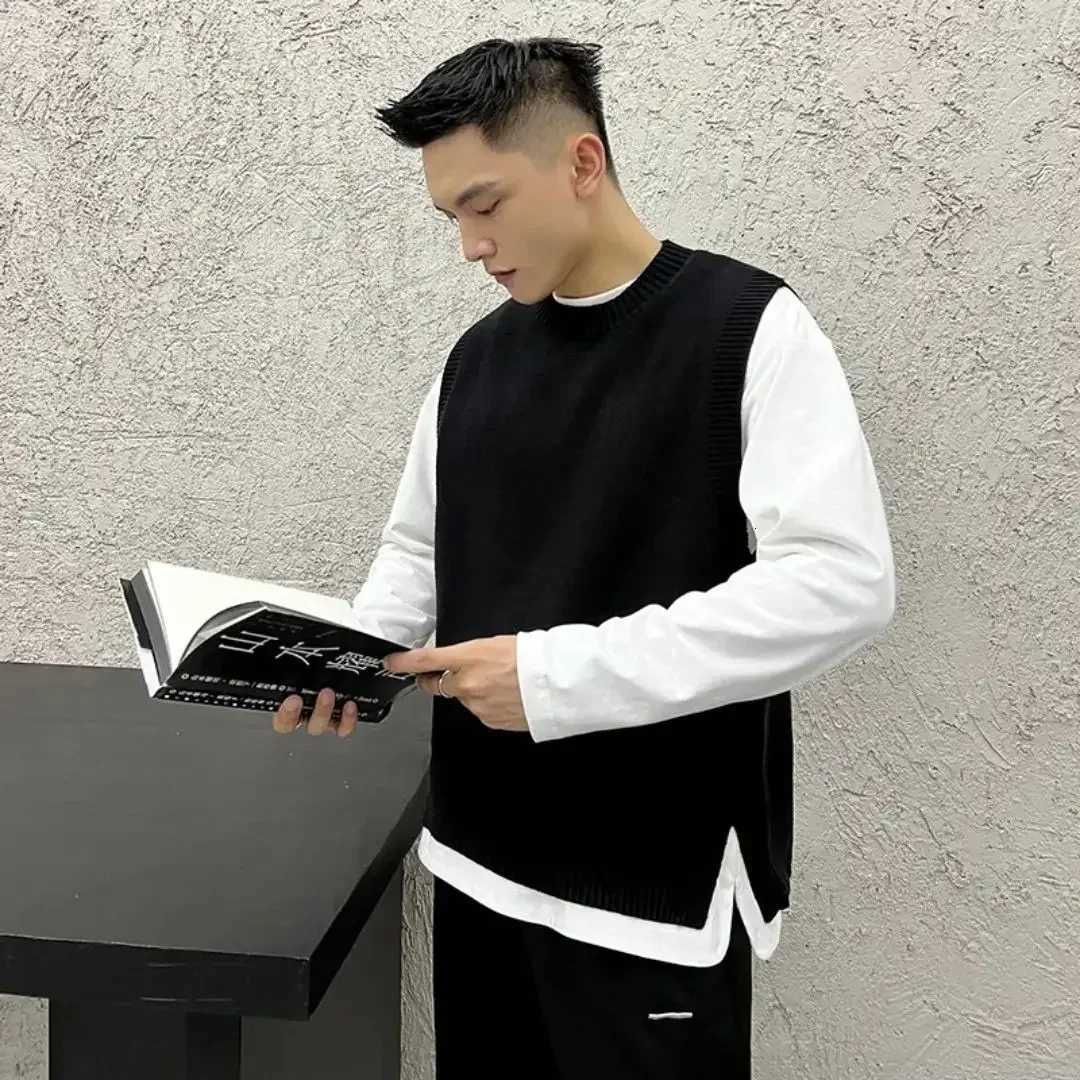 Round Collar Mens Clothing Waistcoat Business Sleeveless Black Vest Crewneck Knit Sweater Male Old Japanese Harajuku Fashion XXJ250904