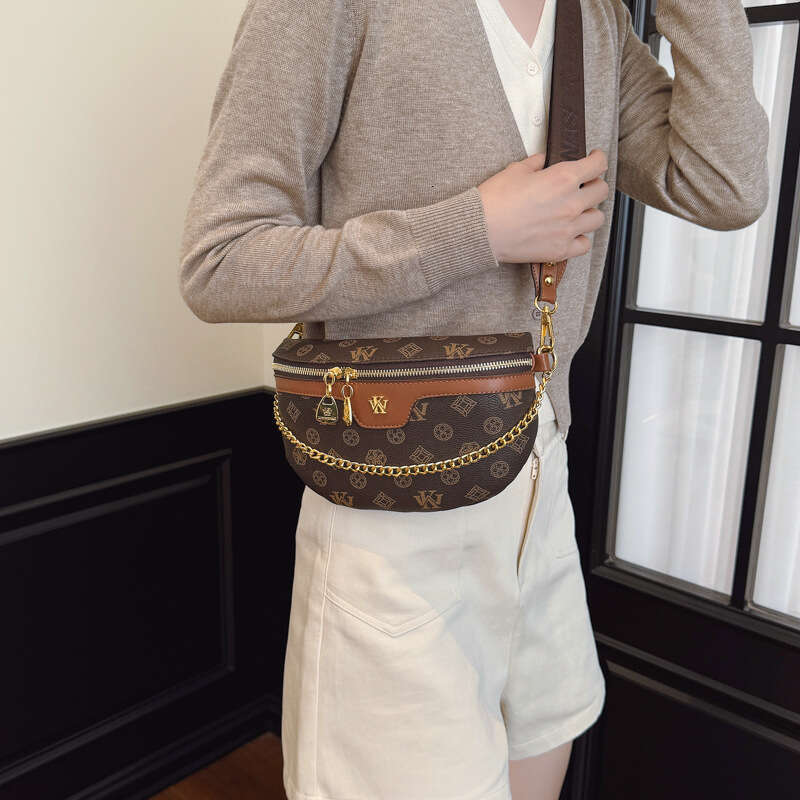 Designer Bags Crossbody Bag for Women Wide Strap Crescent 2025 New Pattern Printed Ladies Trendy Chest Single Shoulder Crossbody Bag with Chain
