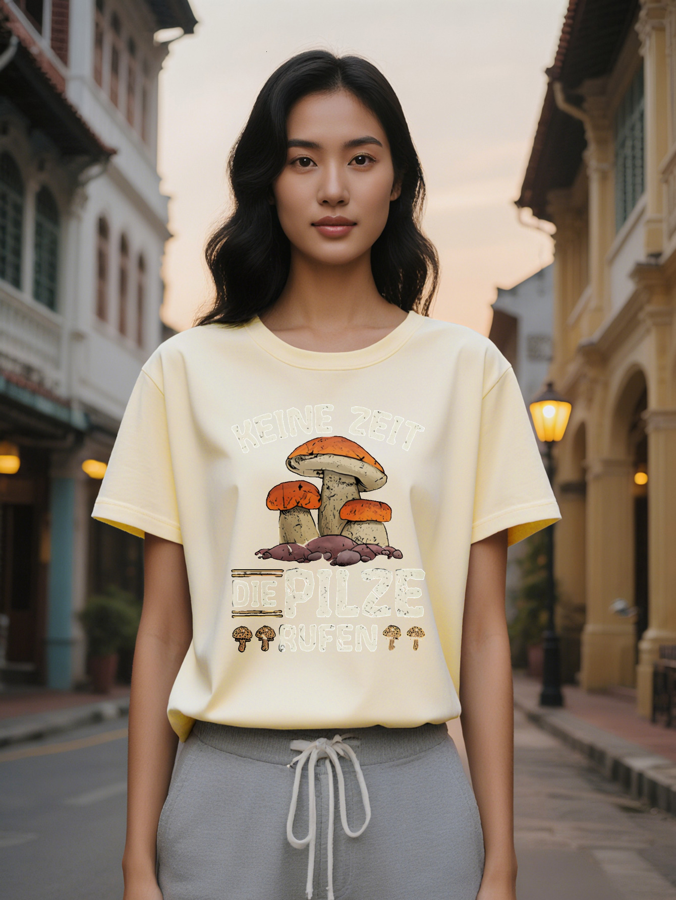 Large XL Casual Versatile Round Neck T-Shirt Black Background with Orange and White Mushroom Print Pattern Women's Top Perfect Plus Size