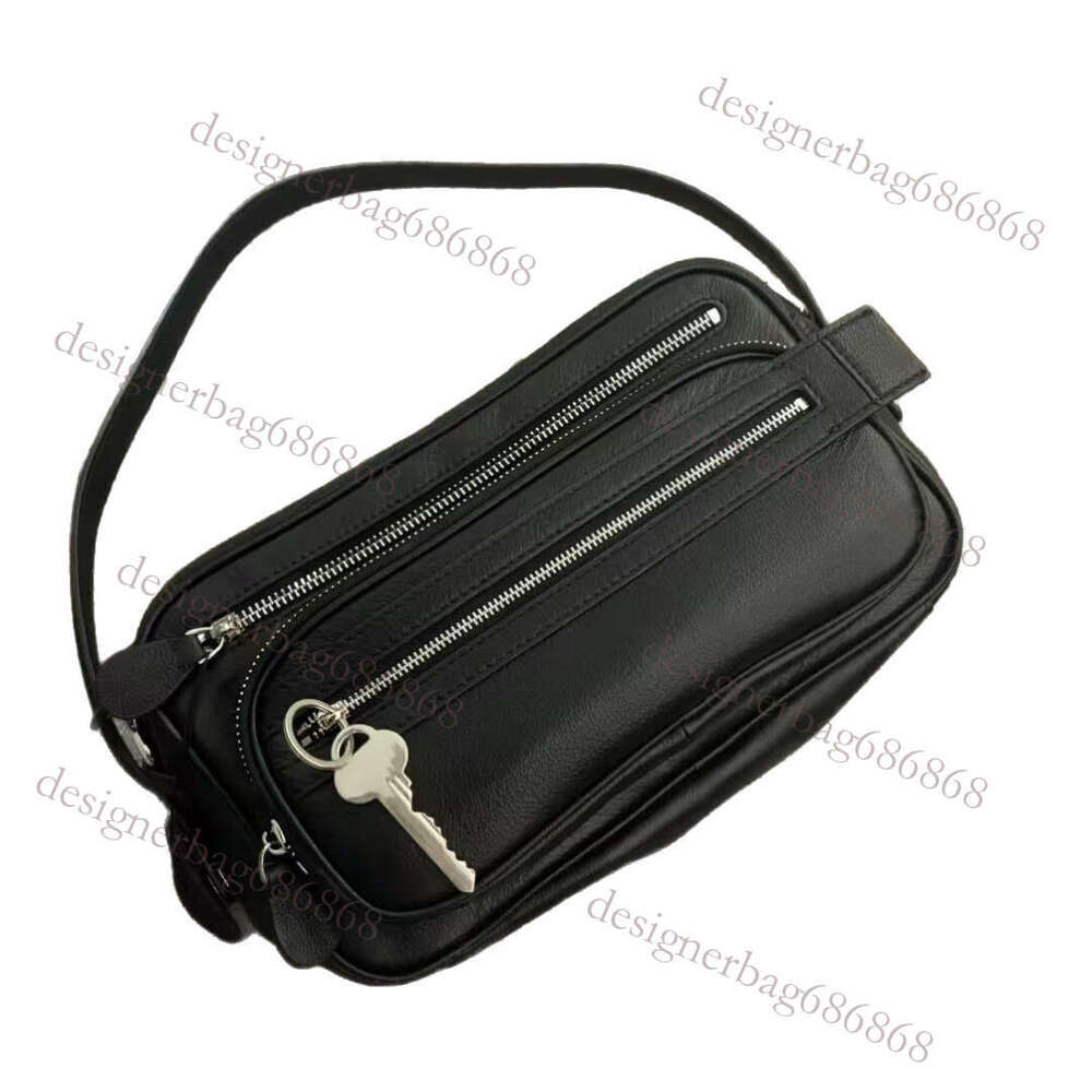 Designer Bag Tote Bag Shoulder Bag 2025 Summer New Small Niche Zipper Motorcycle Women Same Style Handbag Fashion Casual Single Shoulder Crossbody Bag