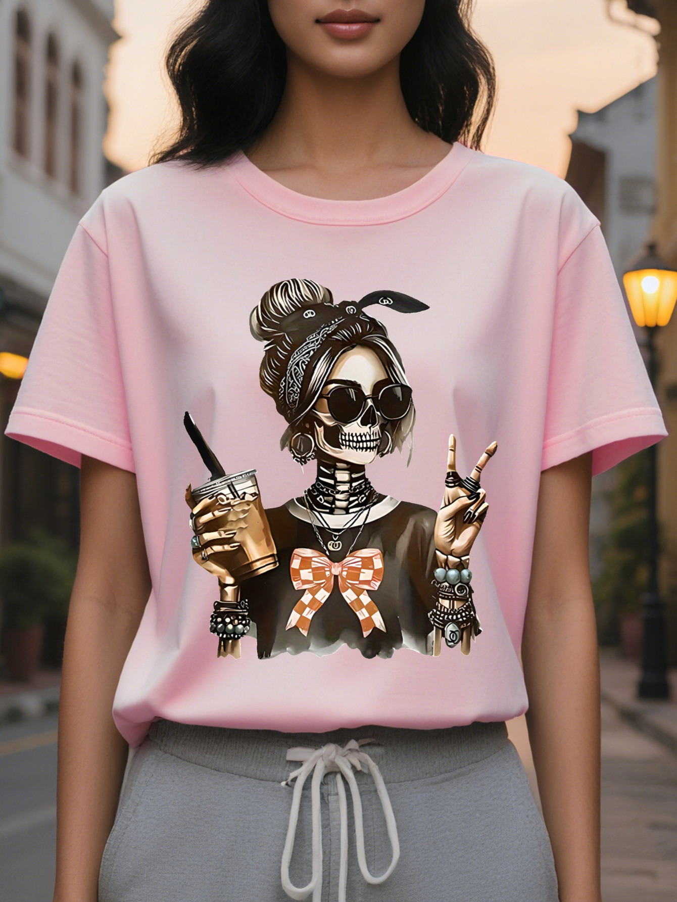 Large Ladies Casual T-Shirt Fashion Skull Design Black Round Neck Short Sleeves Slightly Stretch Fabric Comfortable