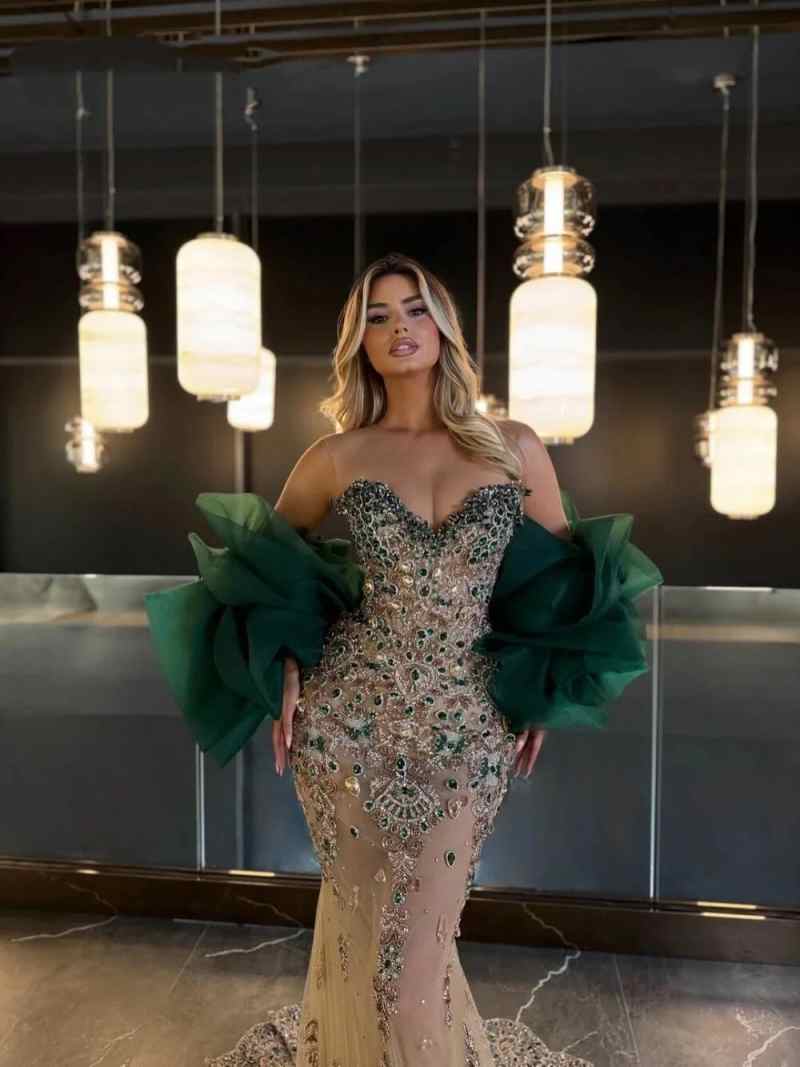 Luxurious Strapless Beaded Prom Dress with Ruffle Wrap Crystal Customized Party Gowns Sequined Floor Length Evening Dresses