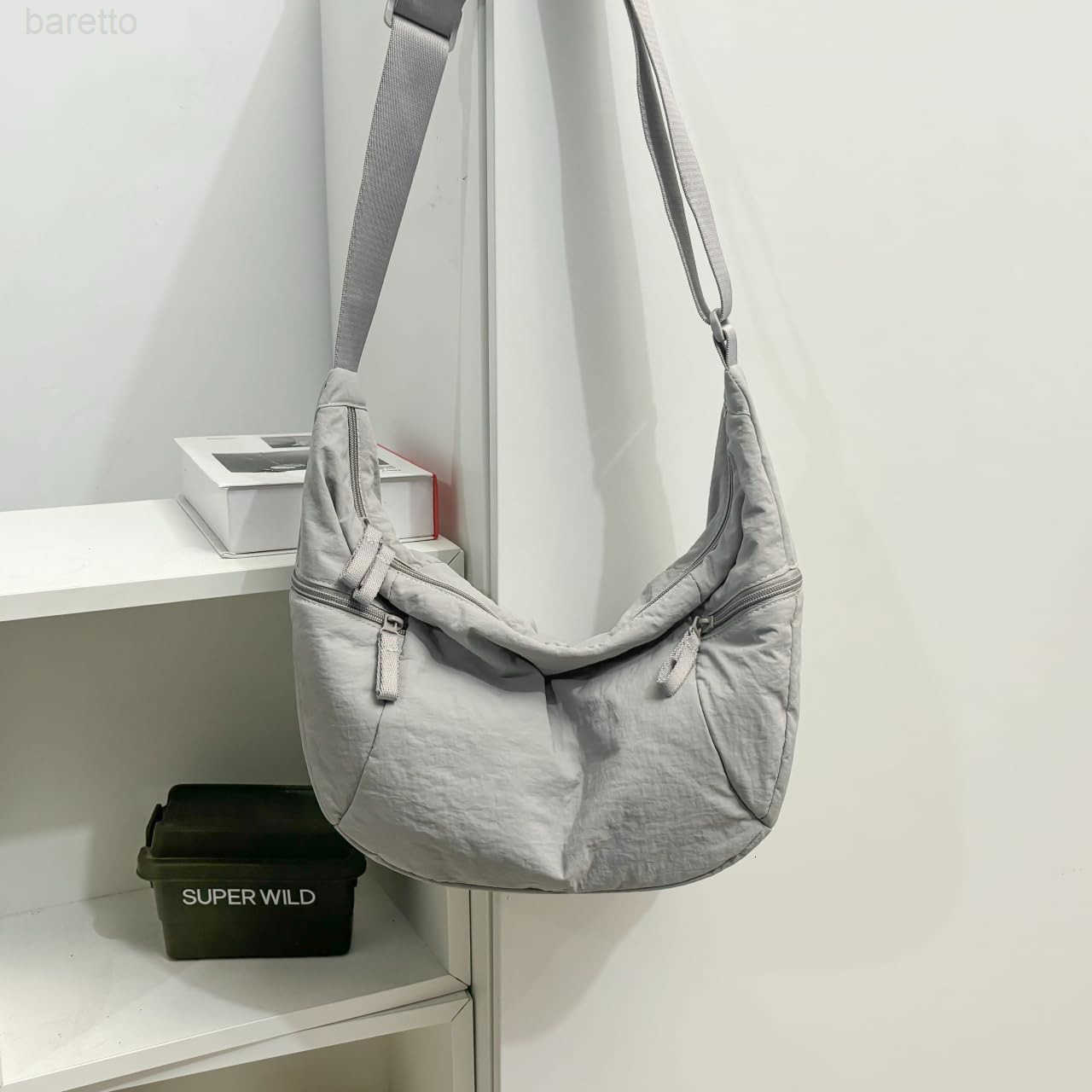 Lightweight Nylon Crossbody Bag for Women Large Crescent Crossbody Bag with Adjustable Strap Slouchy Hobo for Everyday Carry M250903