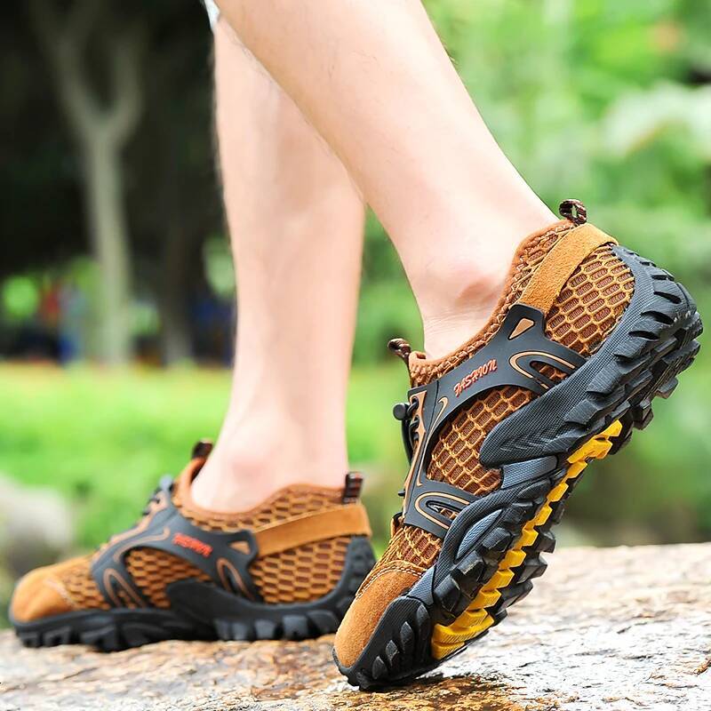 Breathable Waterproof Hiking Men Suede Mesh Outdoor Sneakers Rock Climbing Man Sport Quick-dry Shoes 2023 New ddmysaturn