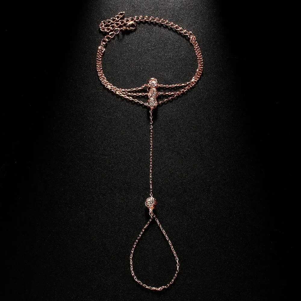 MultiLayer Finger Bracelet for Women Triple Hand Chain Finger Bracelet with Zircon Crystal Jewelry Gifts for Girl FashionXJ250904