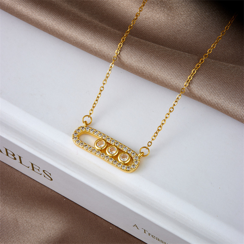 Designer Necklace Stainless Steel Moving Stone Zircon Diamond Jewelry Hollow Round Charms Chain Choker Necklaces & Pendants For Women Wholesale Drop S