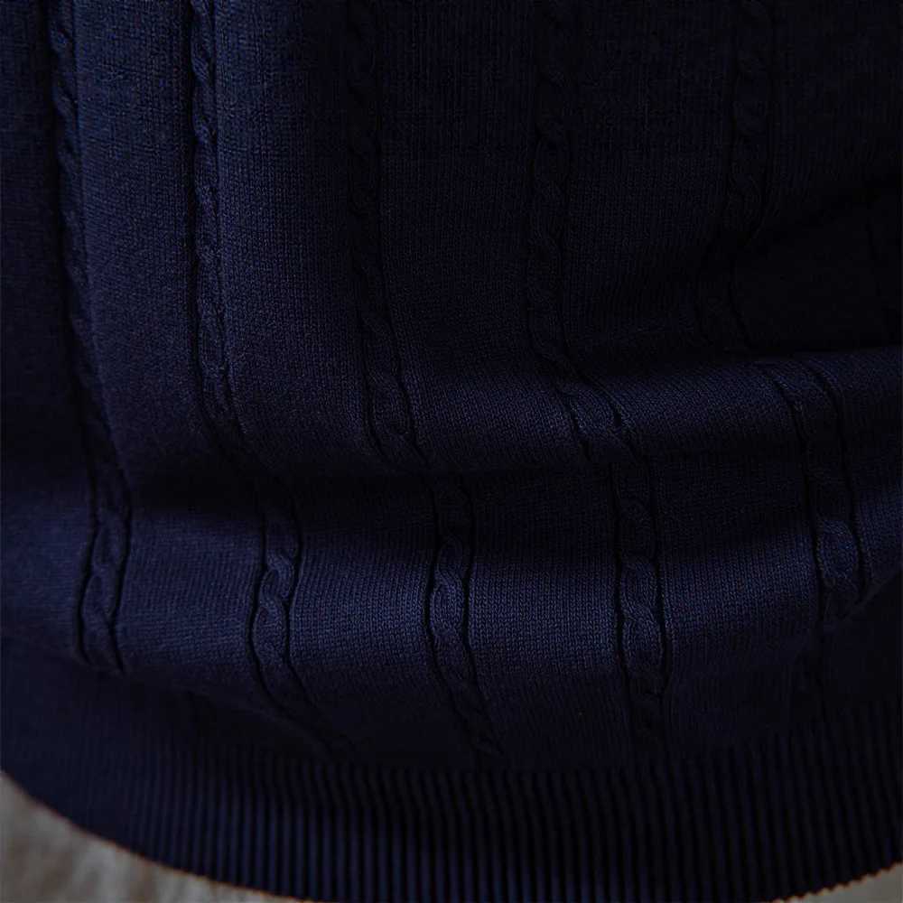 Mens VNeck Tweed Sweater Vest Business Waistcoat for AutumnWinter 2025 Season Classic Style Casual FashionXJ250904