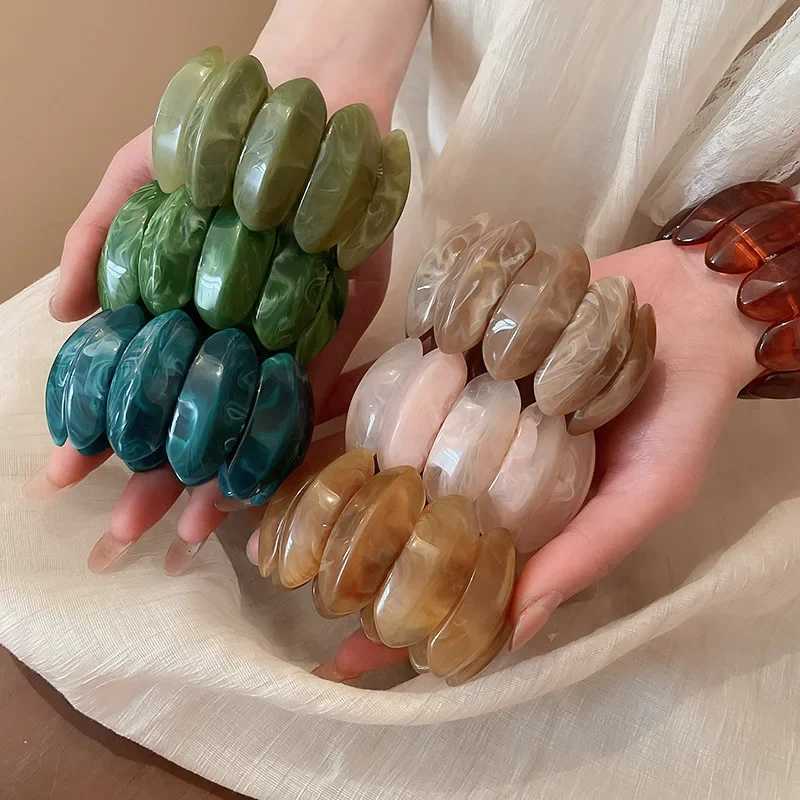 oval Smudging Acrylic Bangles for Women Personality Design Versatile Elastic Rope Bangle Highend Chunky Party Jewelry Gifts Y250904