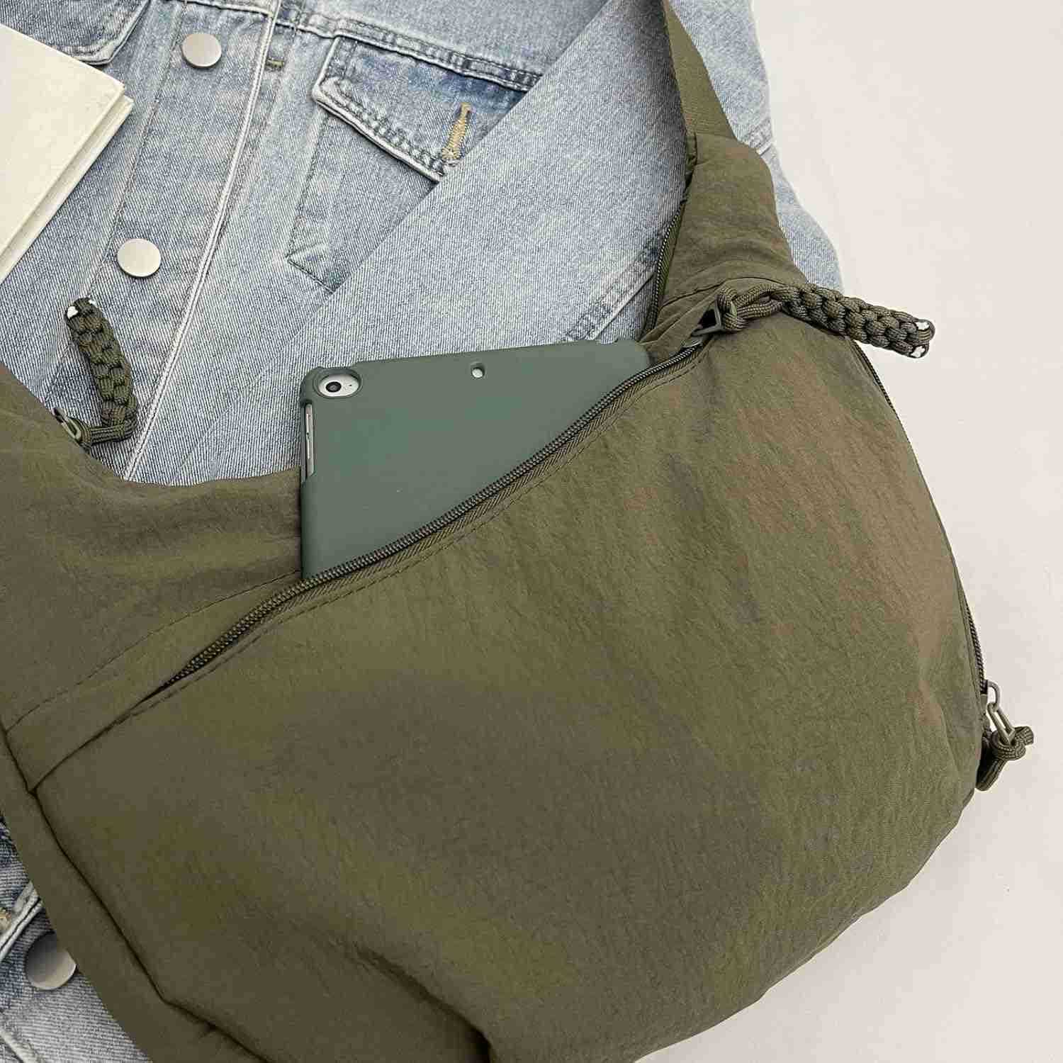 Crossbody Nylon Crescent Bag for Women Lightweight Small Hobo With 2 Pack Inner Dumpling Bag Casual M250903