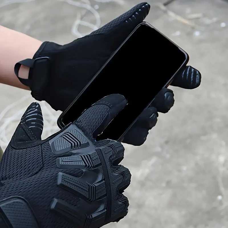 Tactical Gloves Mens Camo Outdoor Hunting Hiking Climbing Sports Cam Combat Antiskid Cycling Bike Full Finger MittensXJ250904