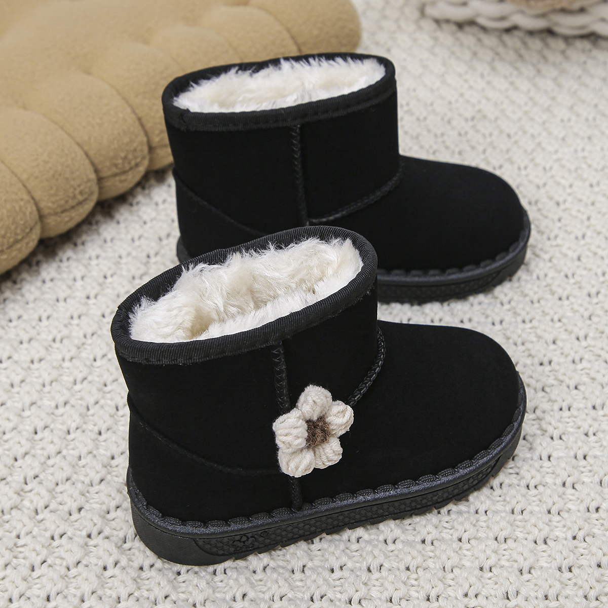Leather snow boots for women - short boots