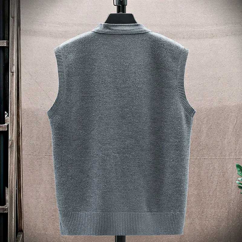 Autumn Winter Sweaters Men Casual Sleeveless Sweater Male V Neck Collar Knitted Vests ManXJ250904