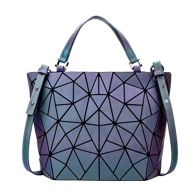 ladies Luminous bag geometric bags for women 2024 Quilted Shoulder Bags Laser Plain Folding female Handbags bolsa feminina